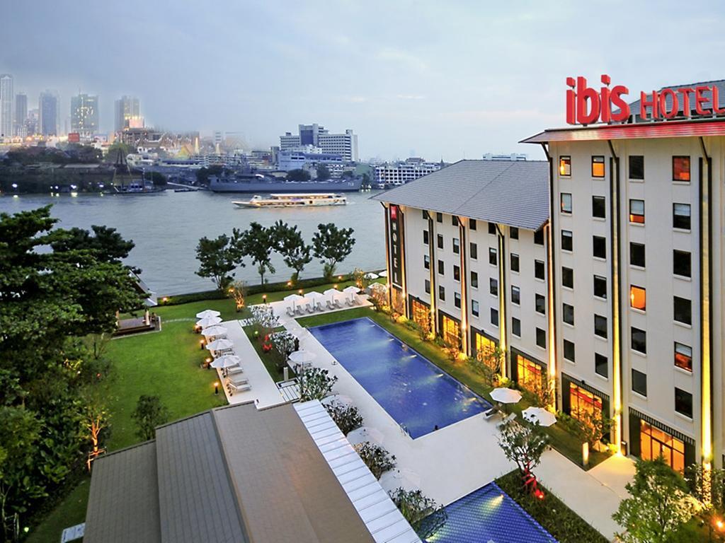 Ibis Bangkok Riverside Exterior photo