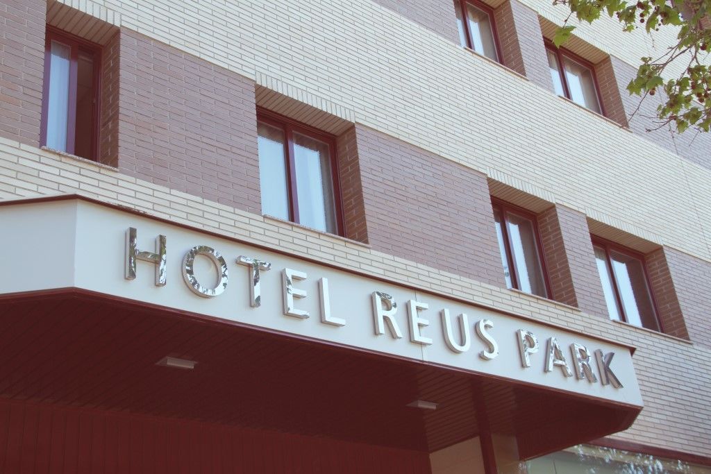 Hotel Reus Park Exterior photo