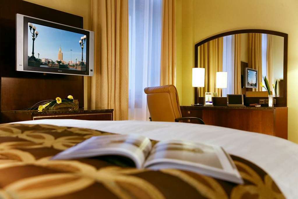 Hilton Moscow Leningradskaya Hotel Room photo
