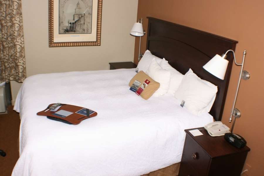 Wingate By Wyndham Baltimore BWI Airport Room photo