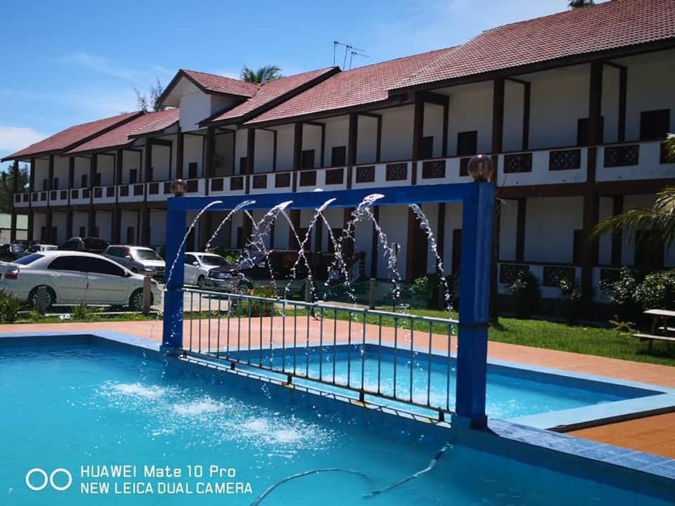 Home Beach Village Resort Kota Bharu Exterior photo