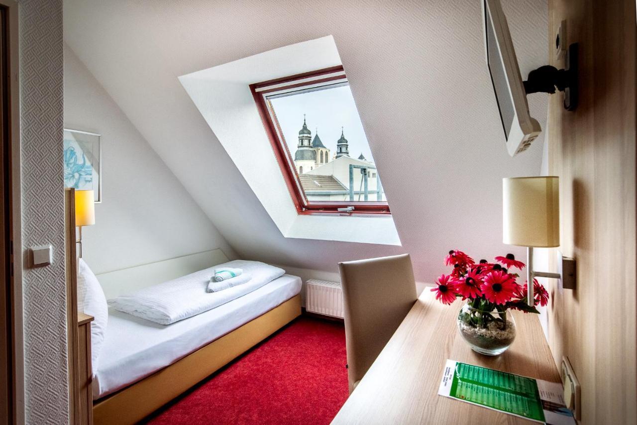 Hotel Domblick Garni Cologne Room photo