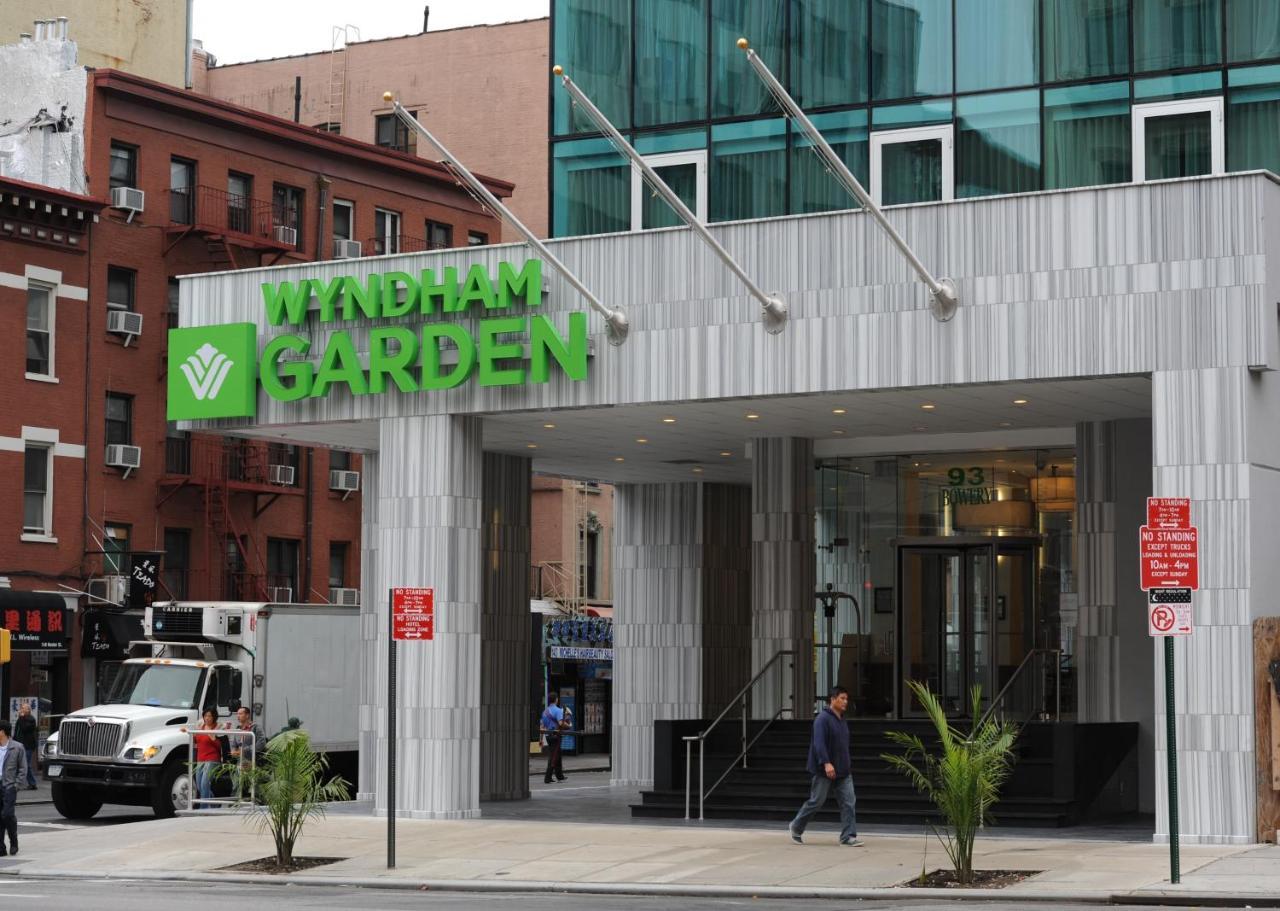 Wyndham Garden Chinatown Hotel New York Exterior photo