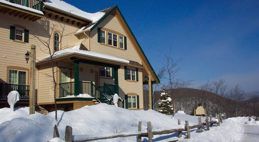 Cap Tremblant Mountain Resort Mont-Tremblant Exterior photo