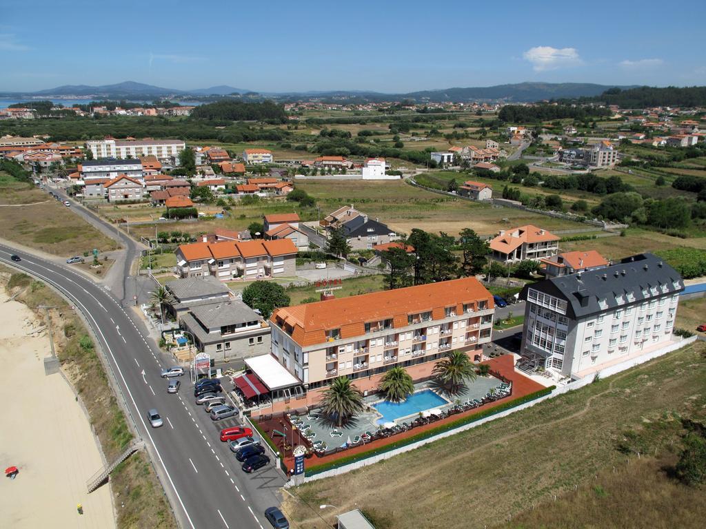 Hotel La Lanzada Playa de la Lanzada Exterior photo