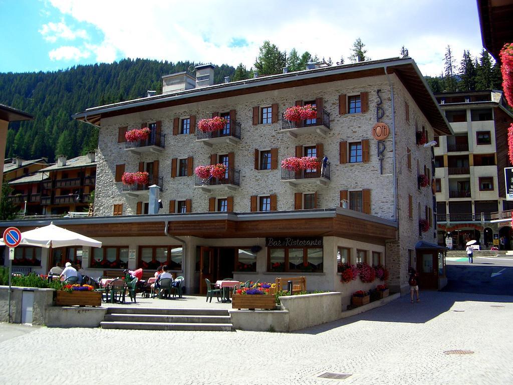 Hotel Sport Santa Caterina Valfurva Exterior photo
