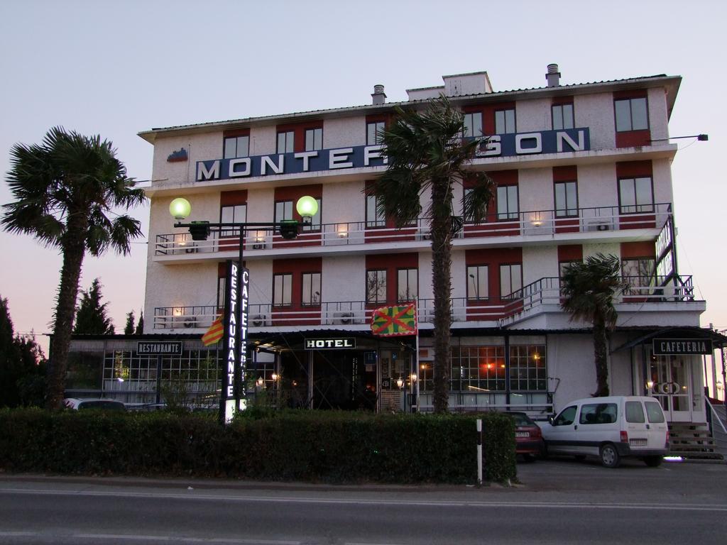Hotel Montearagon Huesca Exterior photo