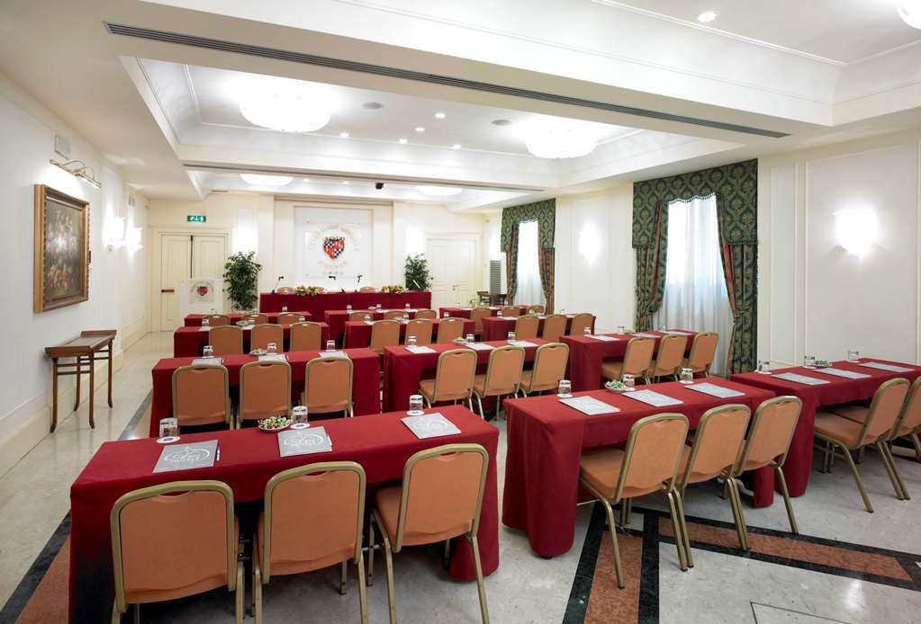 Grand Hotel Adriatico Florence Business photo