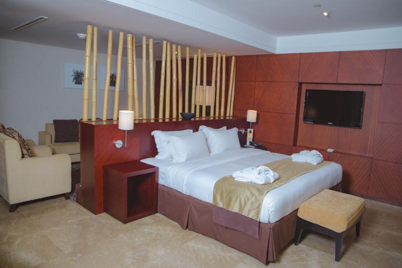Talatona Convention Hotel Luanda Exterior photo