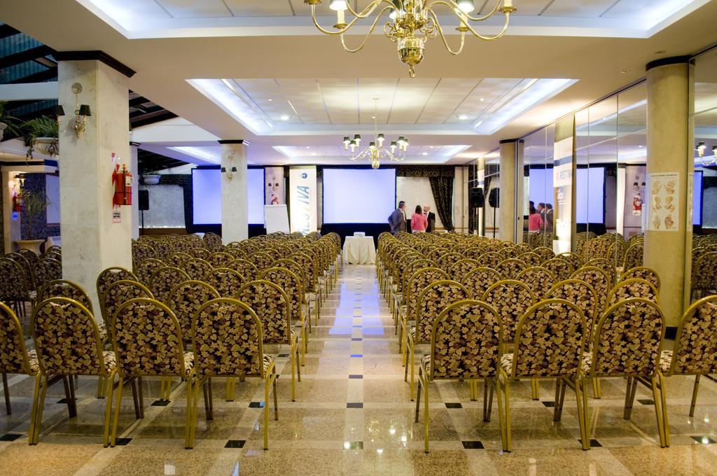 Ramada By Wyndham Buenos Aires Hotel Vicente Lopez Business photo