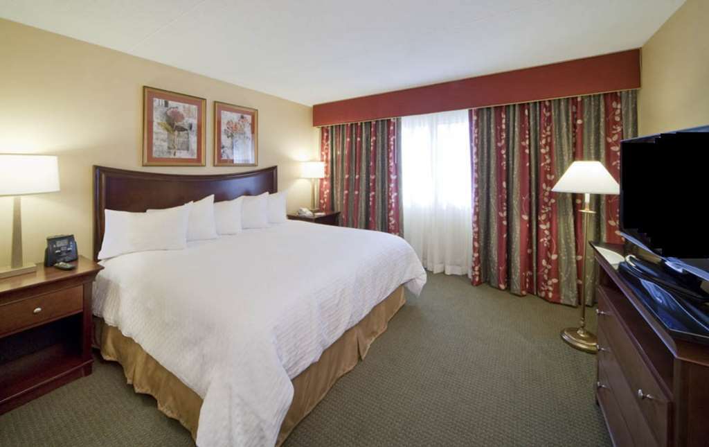Hampton Inn & Suites Orlando-John Young Parkway/South Park Room photo