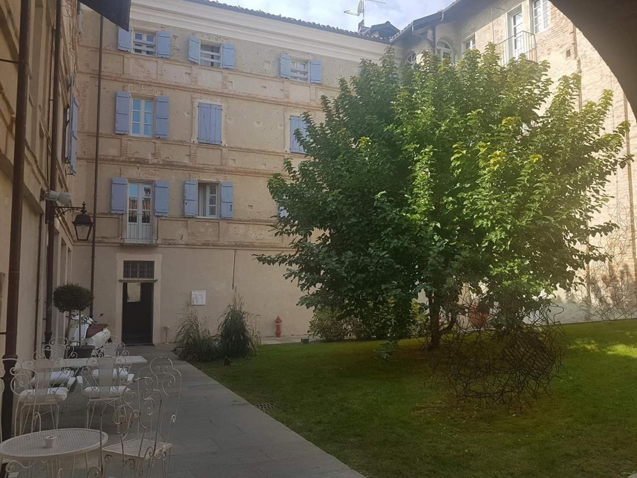 Antico Borgo Hotel Cuneo Exterior photo