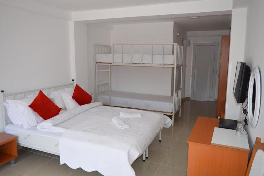 Vip Hotel Berovo - Apartments Exterior photo