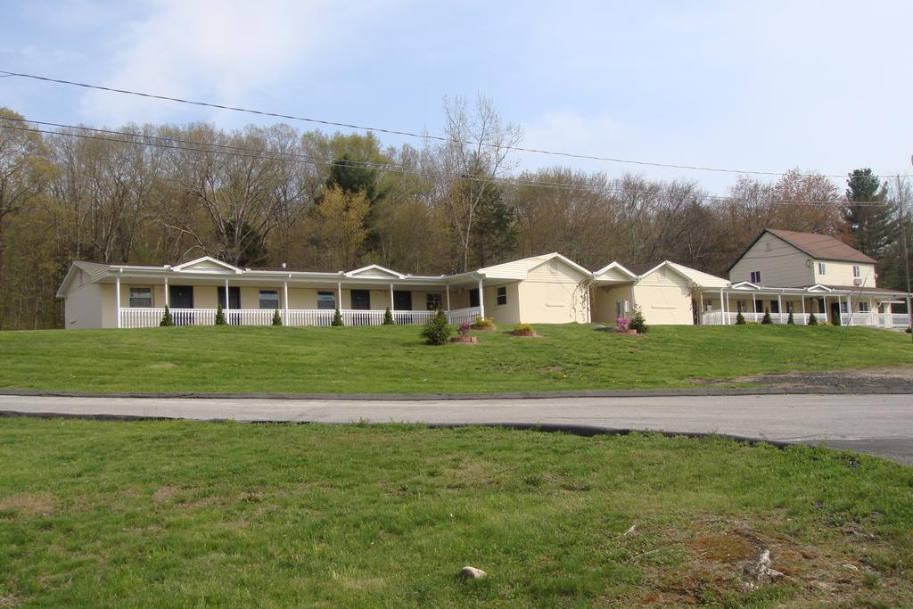 Passport Inn & Suites Chaplin Exterior photo