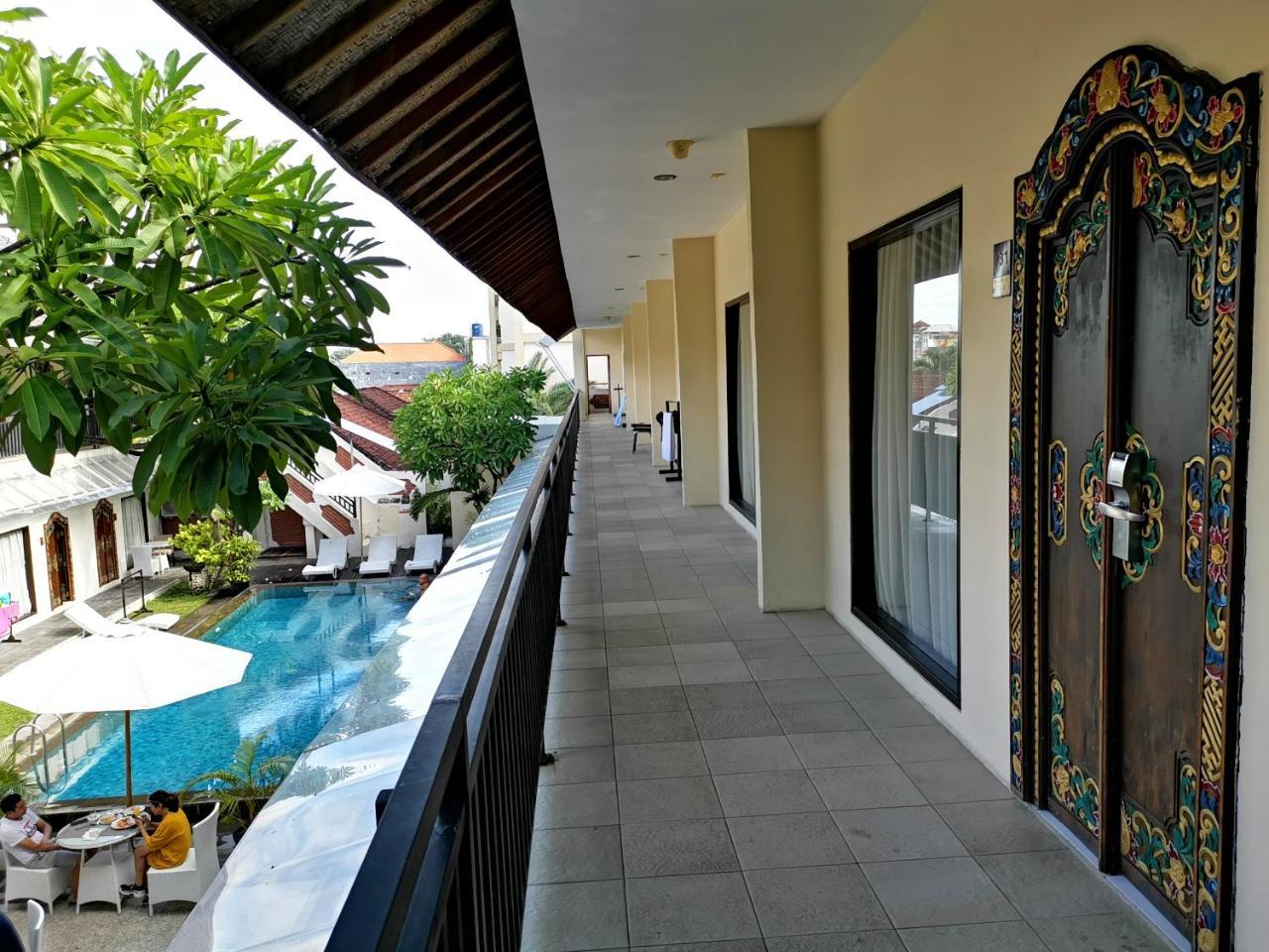 Agung Putra Hotel & Apartment Kuta  Exterior photo