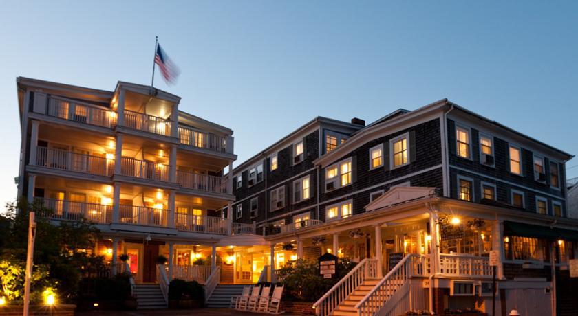 Vineyard Square Hotel And Suites Edgartown Exterior photo