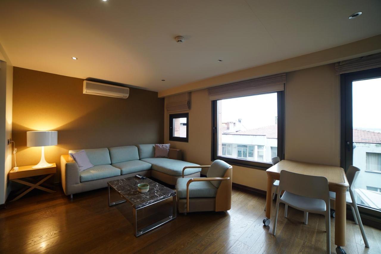Deris Bosphorus Lodge Apartments Istanbul Exterior photo