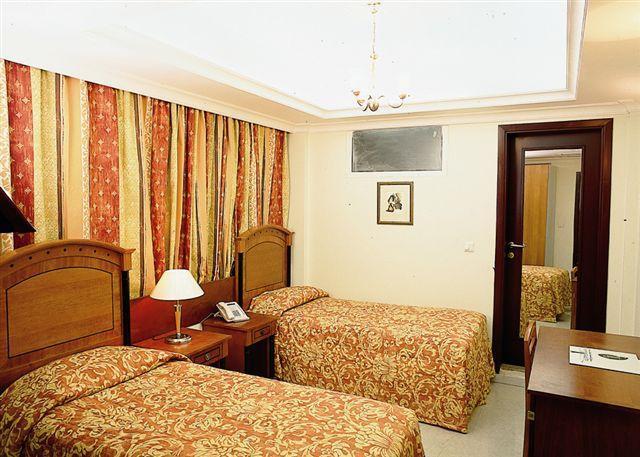 Safi Landmark Hotel & Suites Kabul Room photo