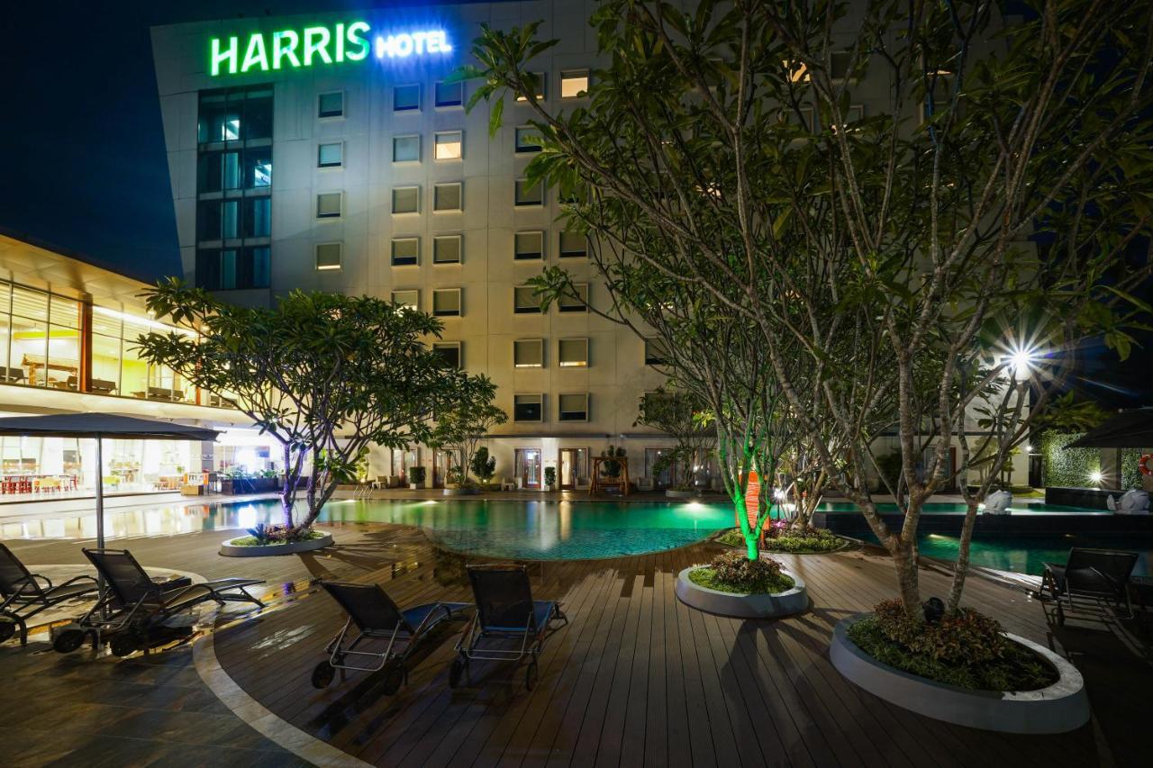 Harris Hotel Sentul City Bogor Exterior photo