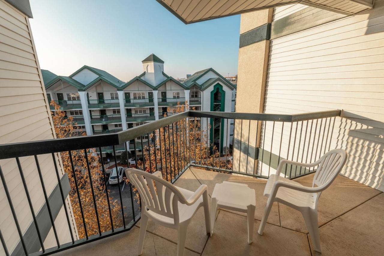 Carriage Place By Capital Vacations Branson Exterior photo