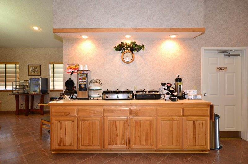 Best Western Timberridge Inn Grove Restaurant photo