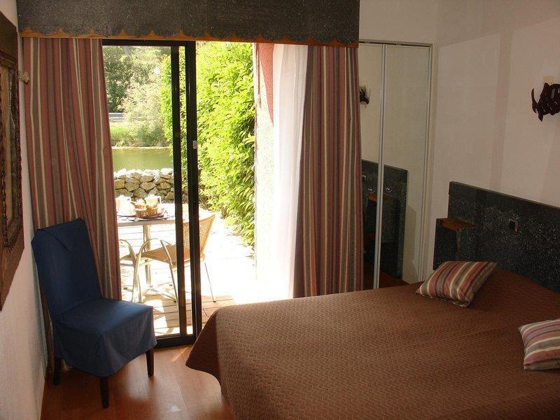 Hotel Le Phoebus Garden & Spa Gruissan Room photo