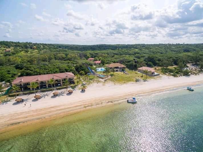 San Martinho Beach Club Vila Praia Do Bilene Exterior photo