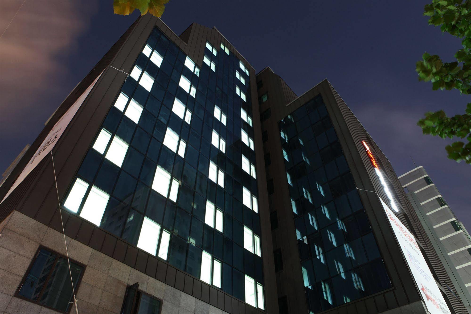 Easy Residence Hotel Suwon Exterior photo