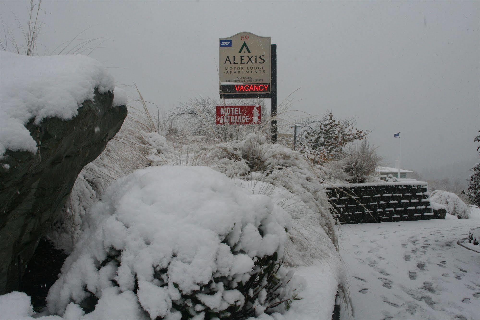 Alexis Motel & Apartments Queenstown Exterior photo