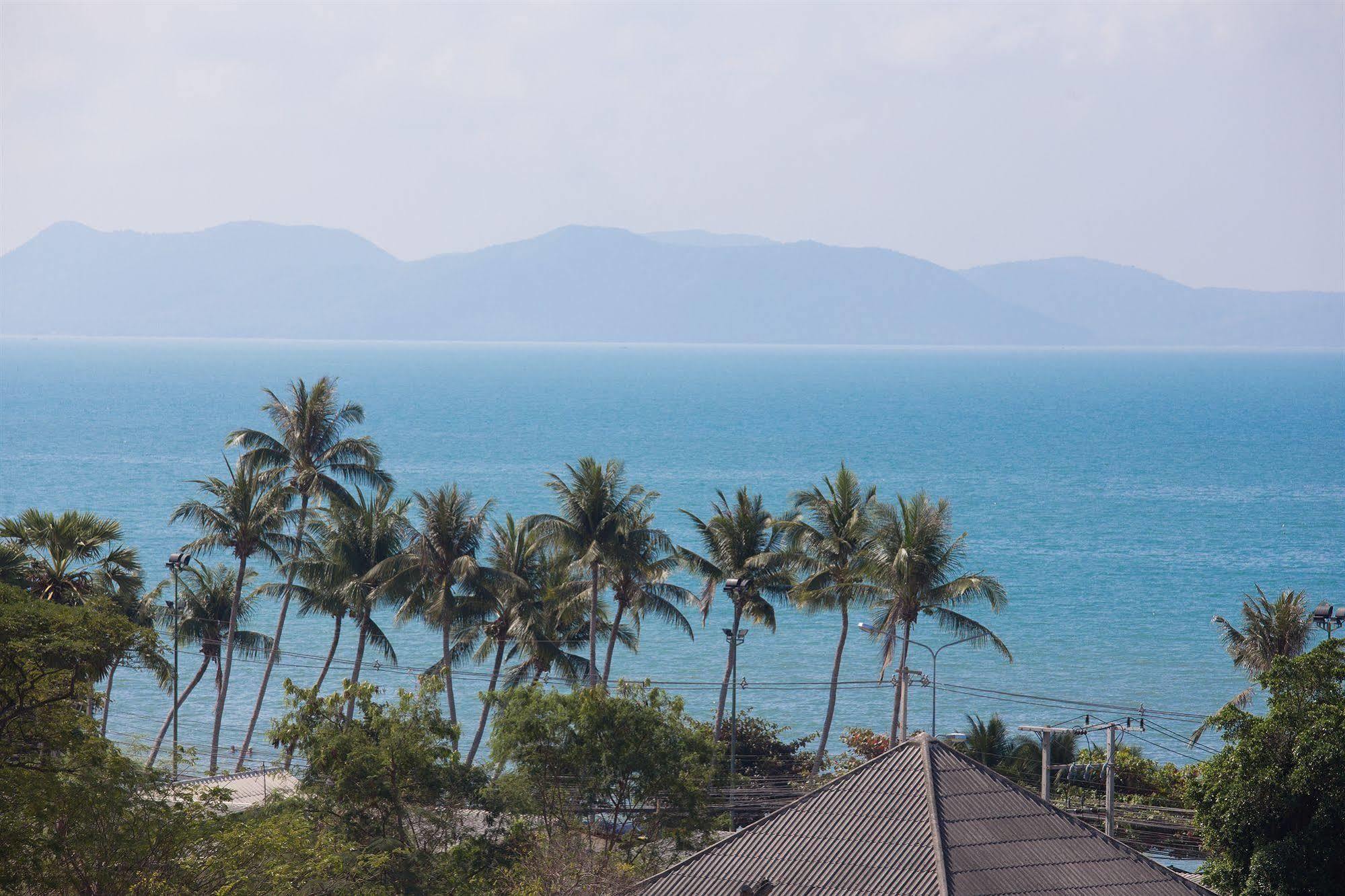 R-Con Sea Terrace Hotel Pattaya Exterior photo