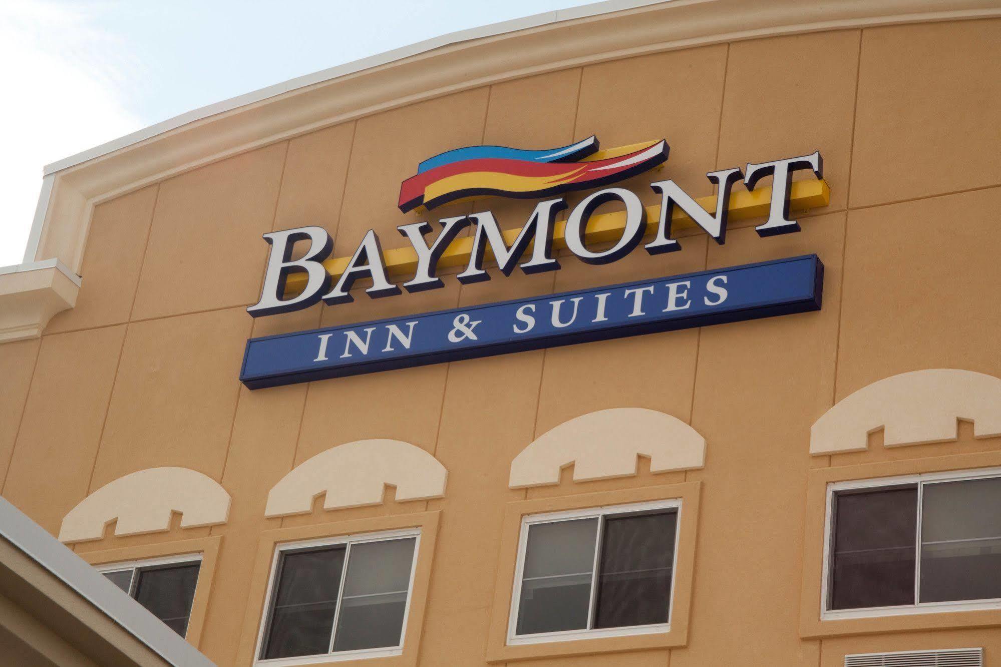 Baymont By Wyndham Erie Hotel Exterior photo