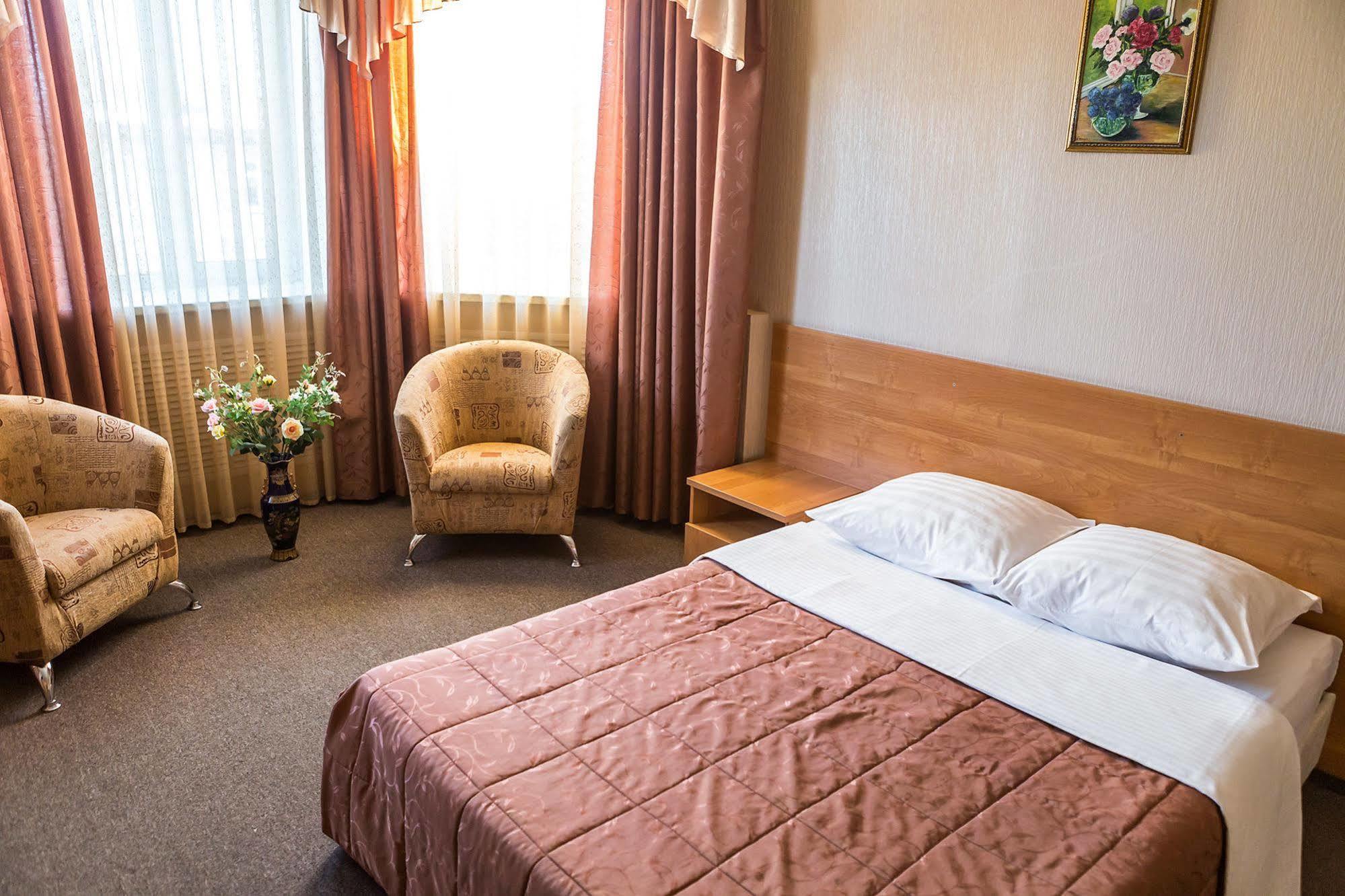 Hotel Gorodki Chelyabinsk Room photo