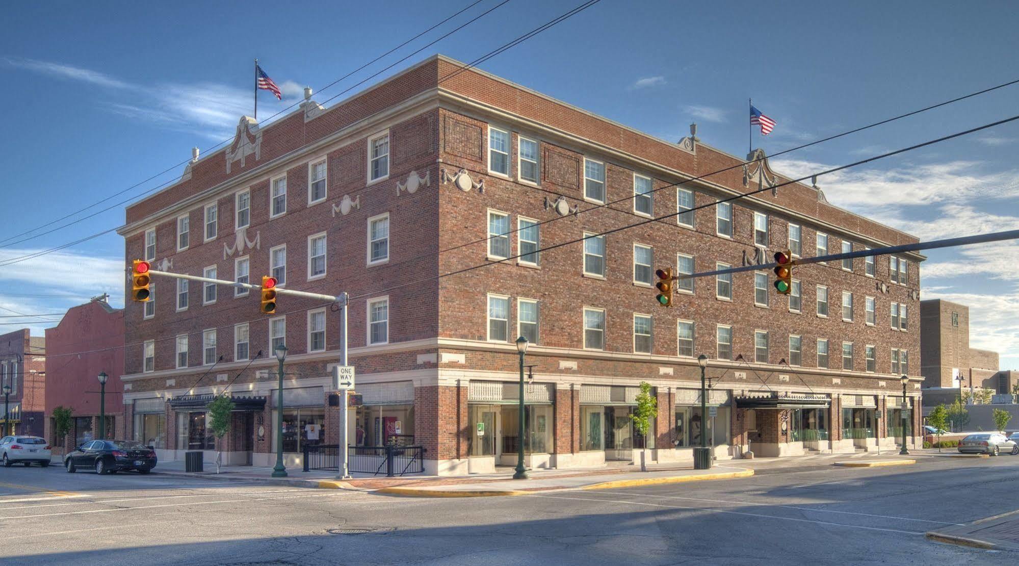 Charley Creek Inn Wabash Exterior photo