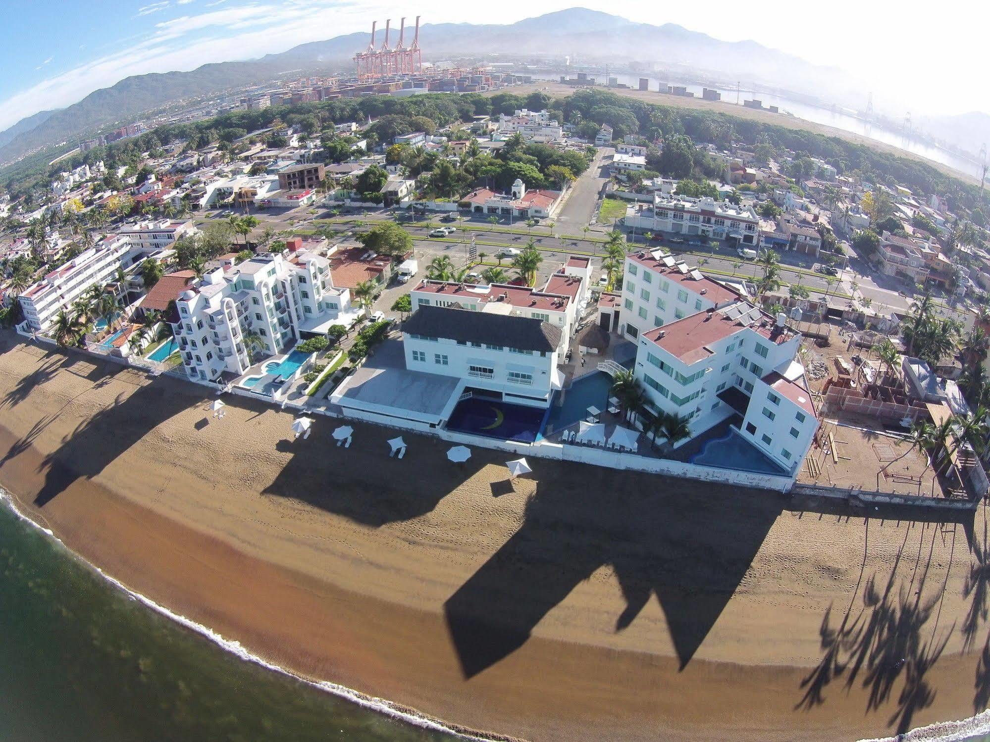 Best Western Plus Luna Del Mar Manzanillo Exterior photo