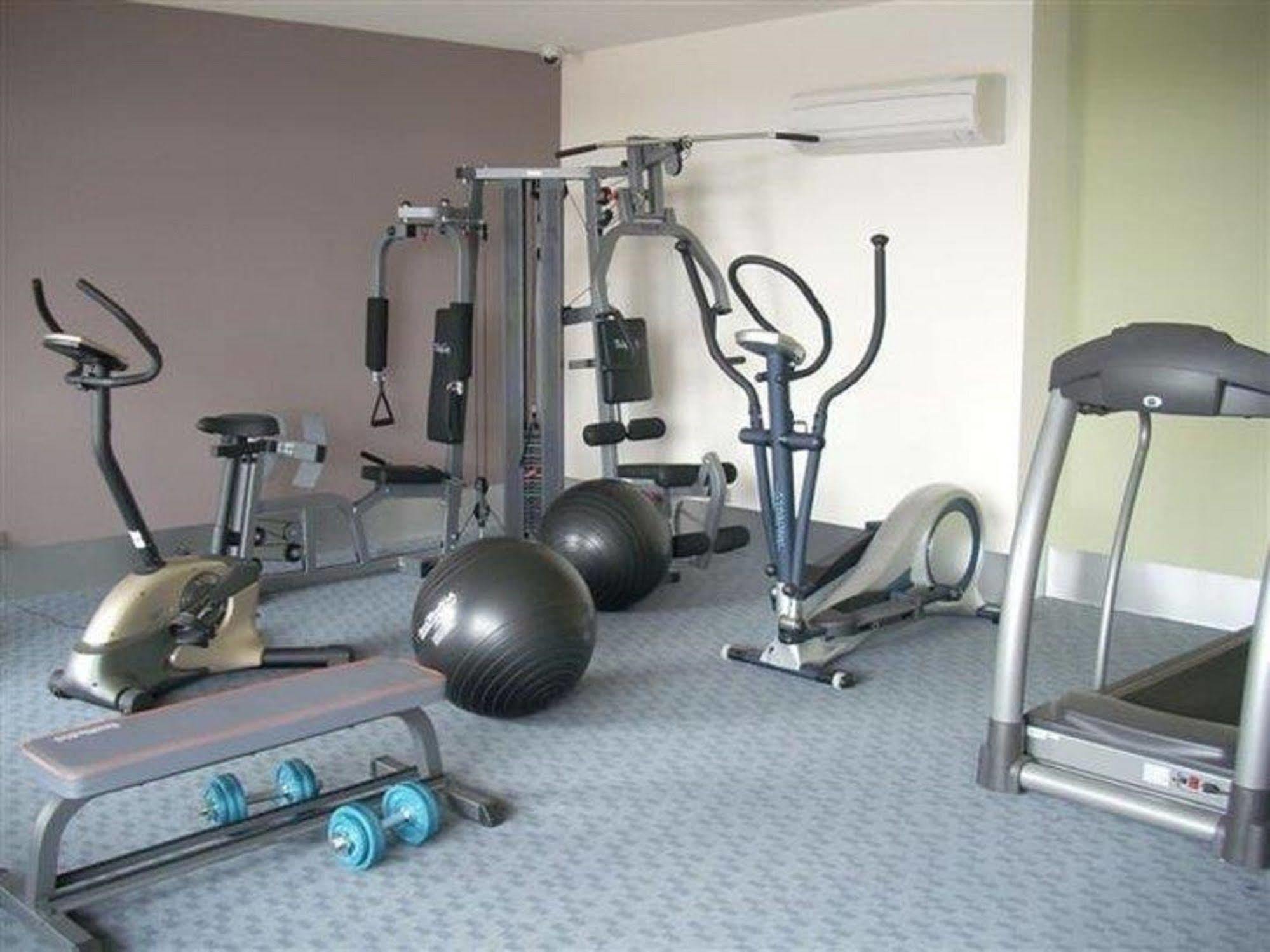 York Cove Hotel George Town Facilities photo