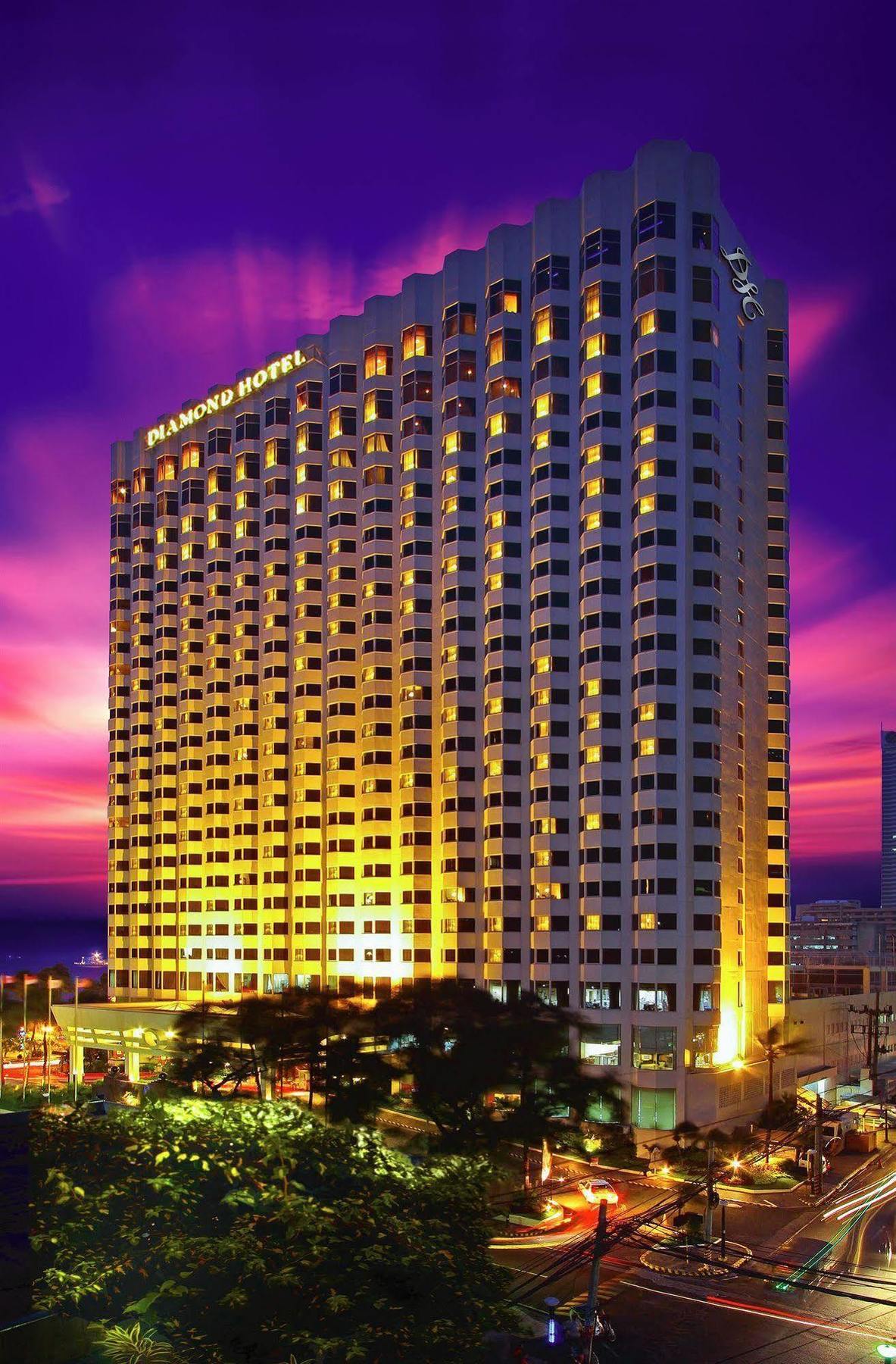 Diamond Hotel Philippines Manila Exterior photo