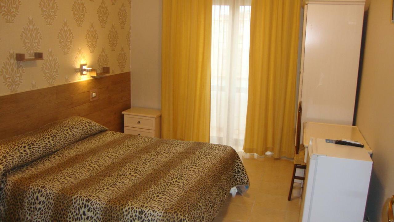 Bed & Breakfast Delle Palme Trapani Exterior photo