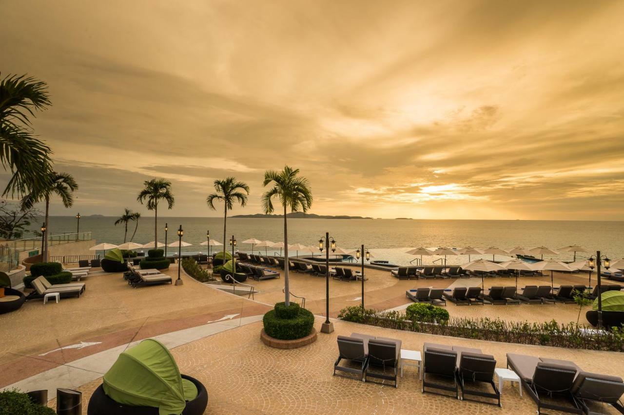 Royal Cliff Beach Terrace Pattaya Exterior photo