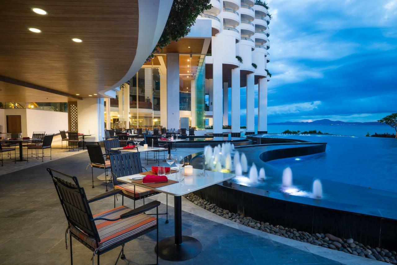 Royal Cliff Beach Terrace Pattaya Exterior photo