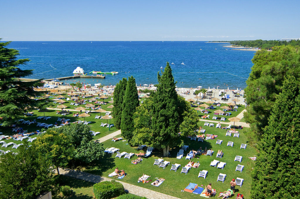 Valamar Pinia Hotel Porec Exterior photo