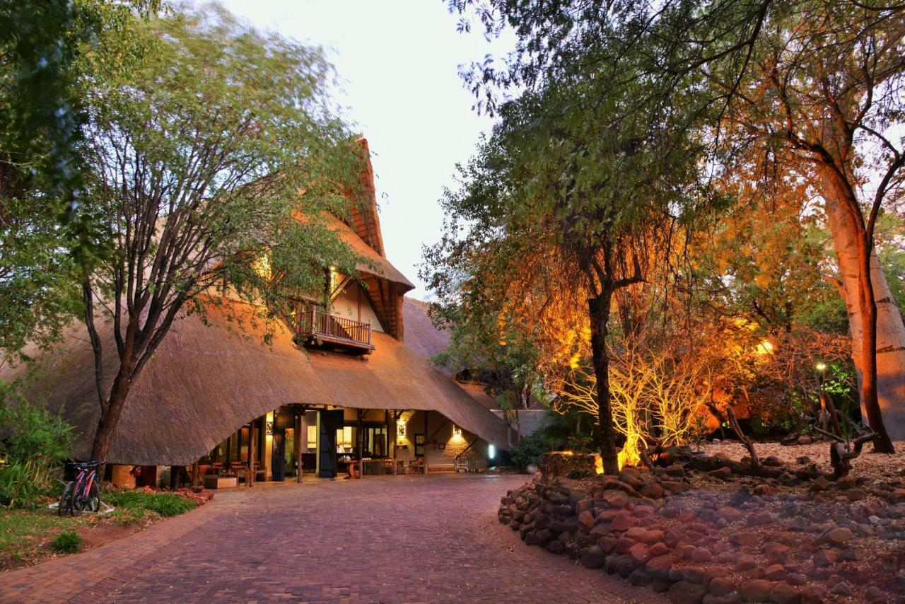 Victoria Falls Safari Lodge Exterior photo