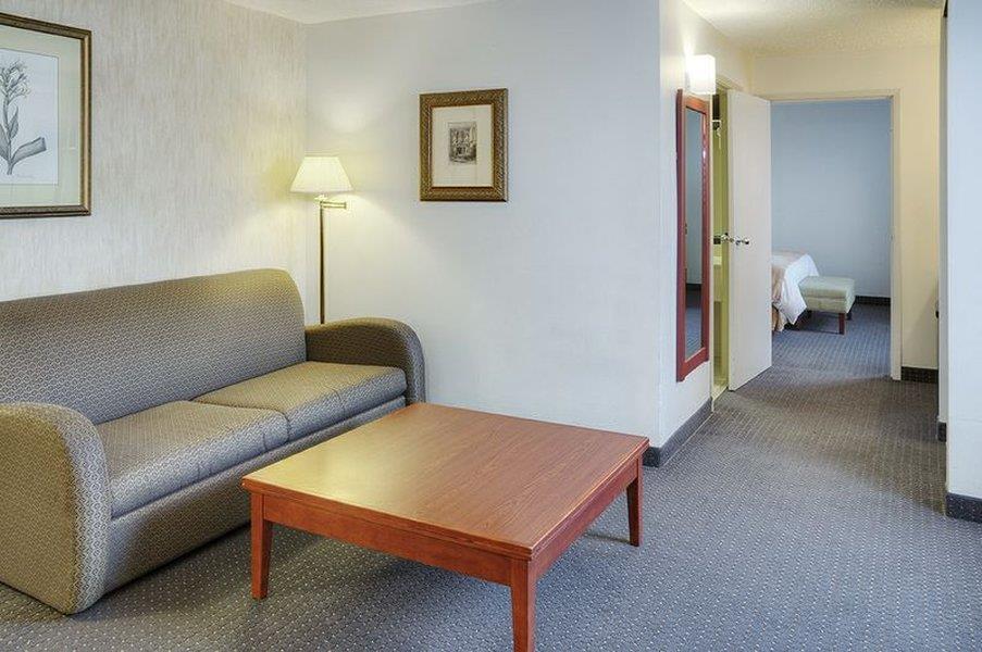 Holiday Inn Hotel & Suites London, An Ihg Hotel Room photo