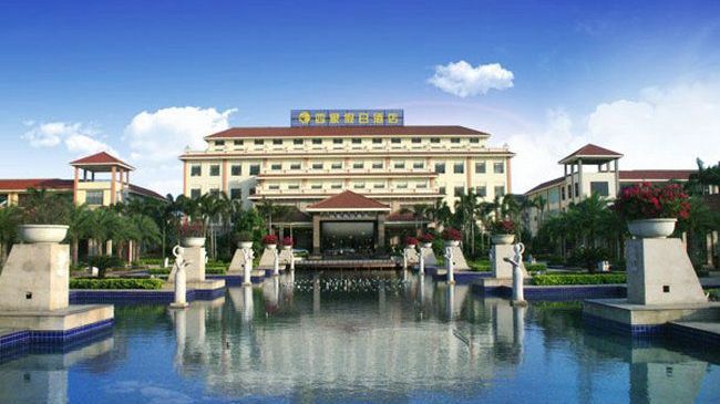 Sixiang Holiday Hotel Zhanjiang Exterior photo