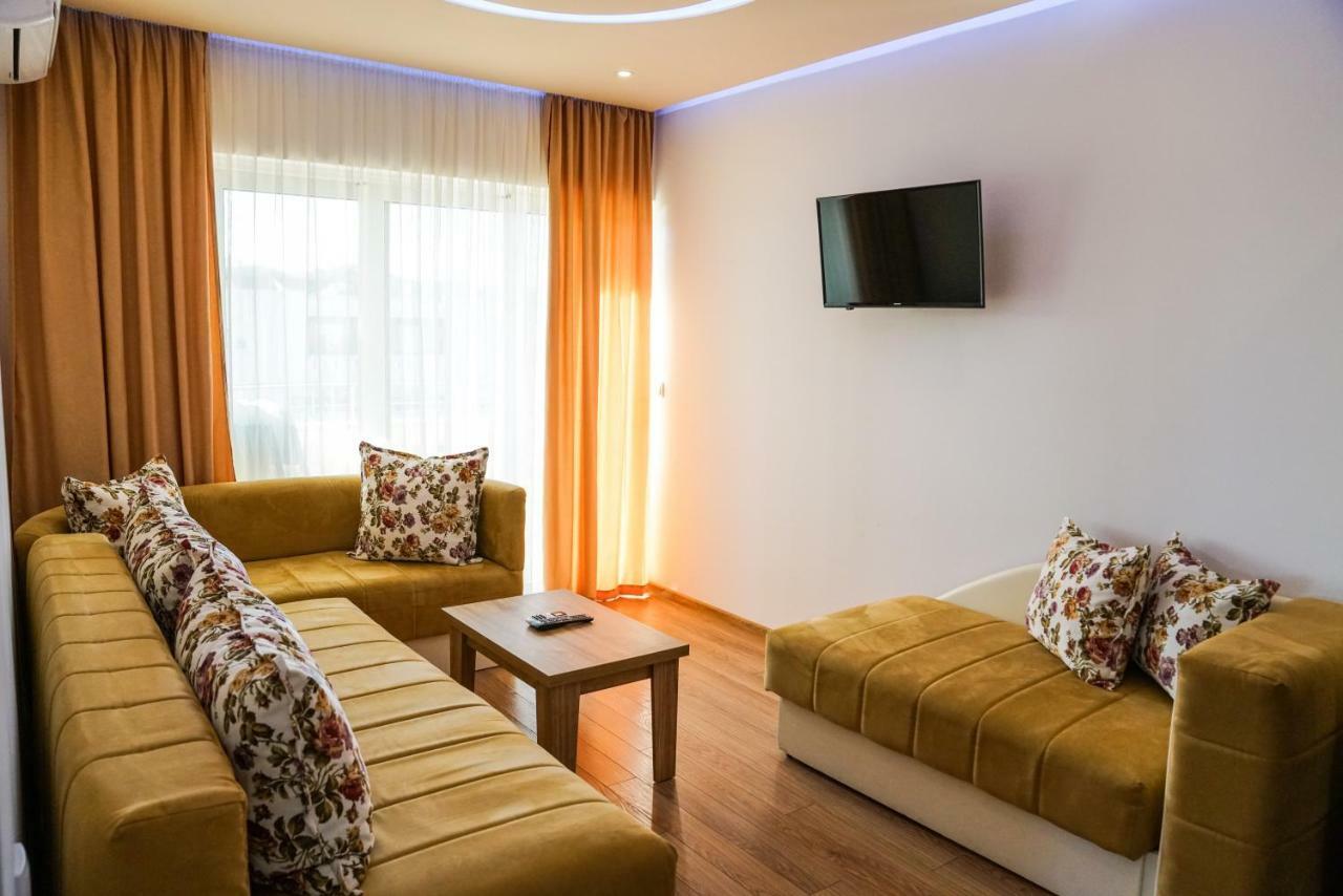 Apart Hotel Llolla Ulcinj Exterior photo