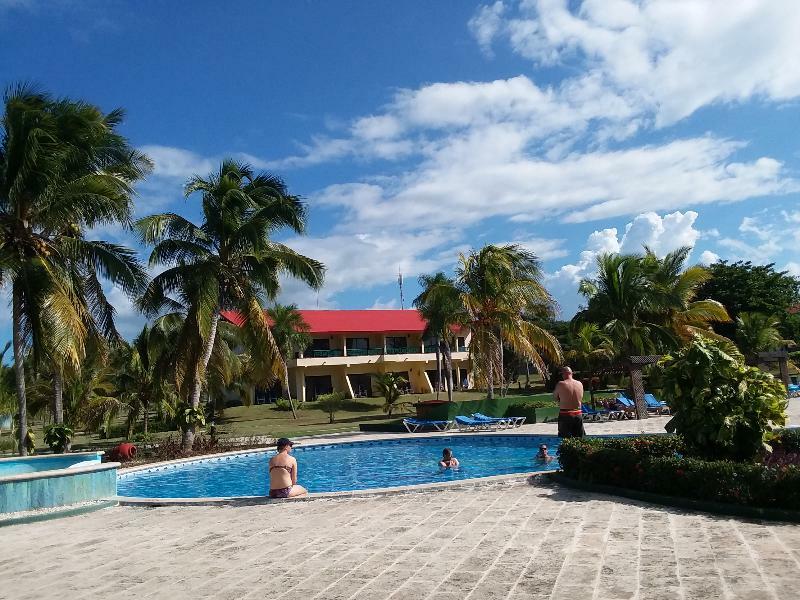 Club Amigo Atlantico Guardalavaca Hotel Exterior photo