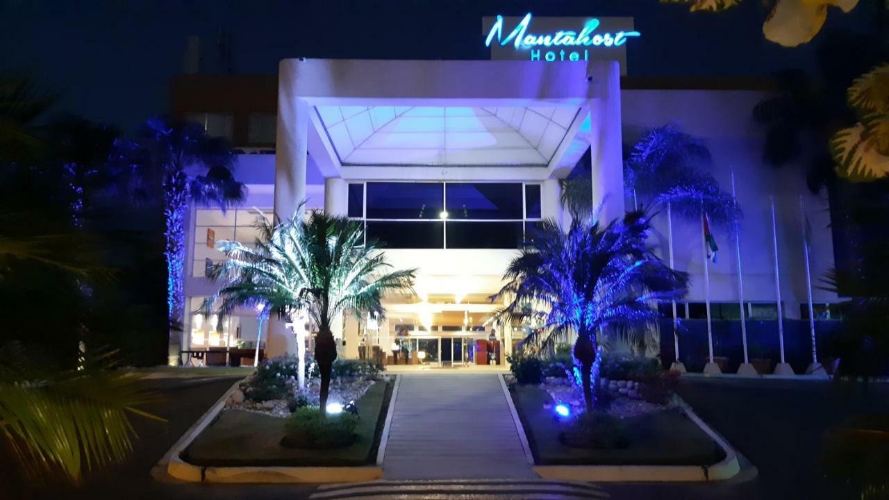 Mantahost Hotel Exterior photo