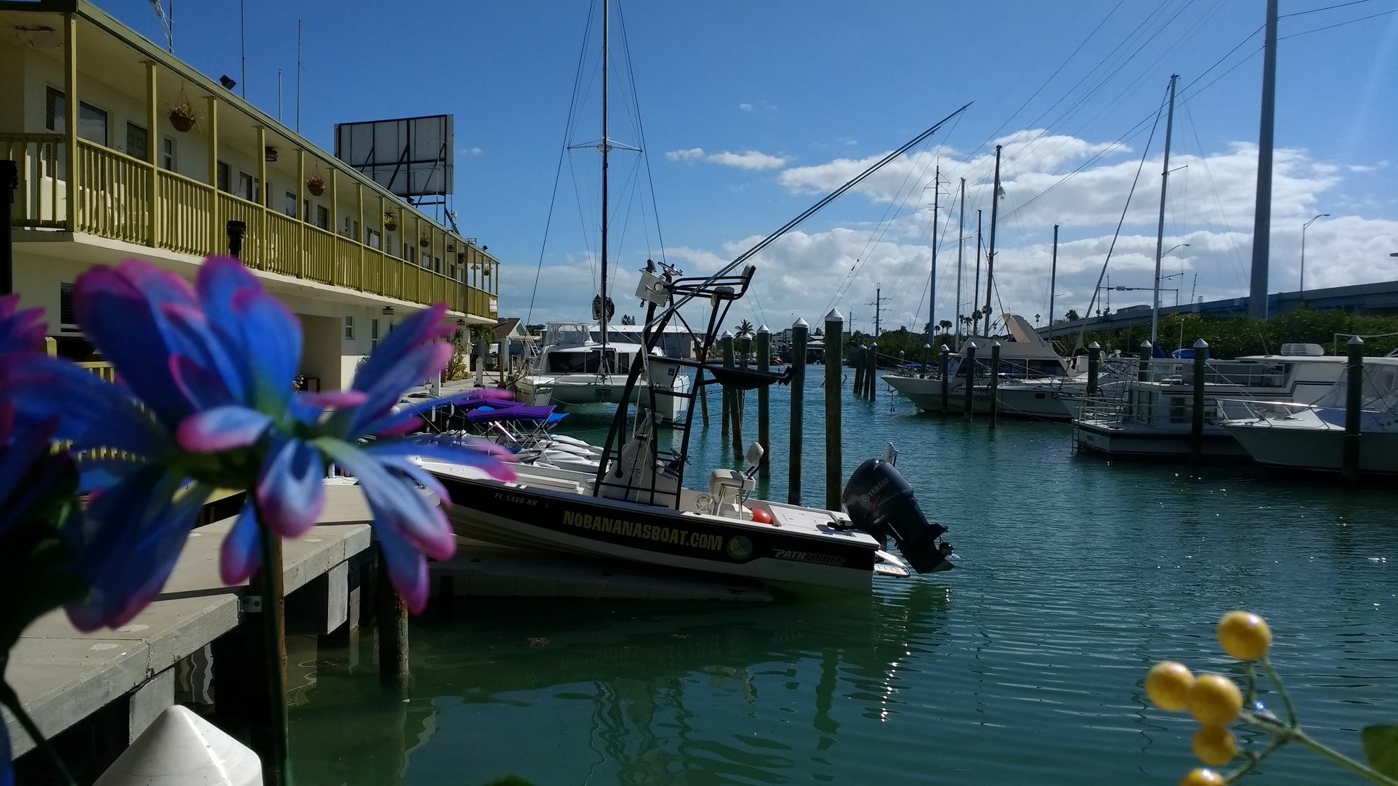 Smugglers Cove Resort And Marina Islamorada Exterior photo