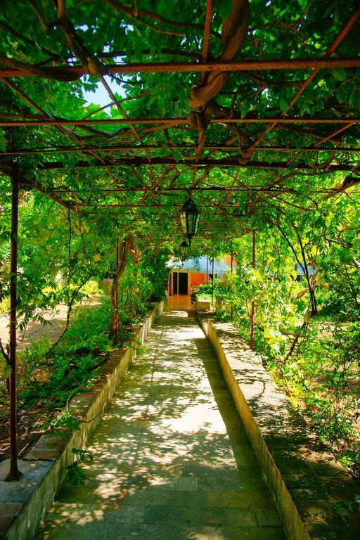 Les Jardins D'Anglise Hotel Toulon Exterior photo