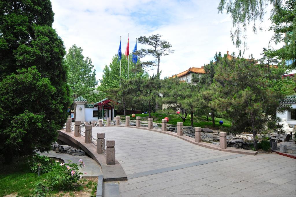 Beijing Sichuan Dragon Garden Hotel Exterior photo