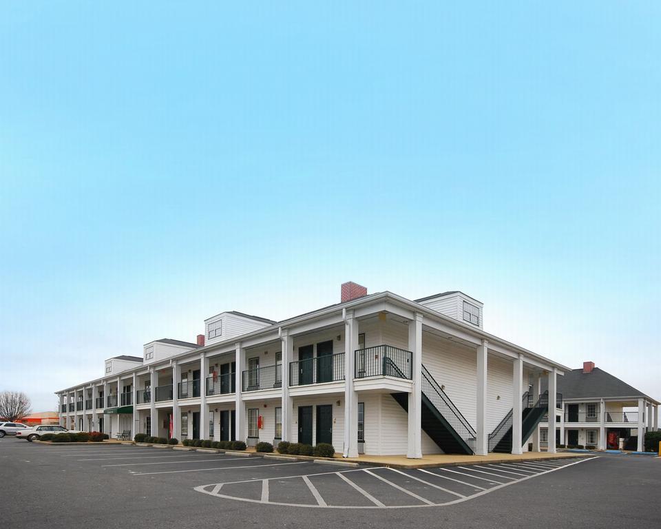 Quality Inn Sylacauga Exterior photo